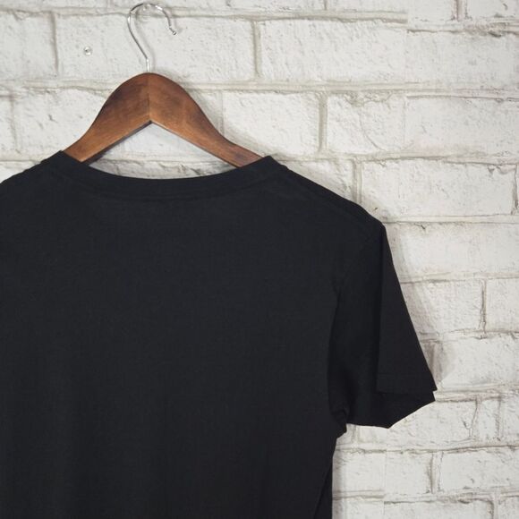 NWT "drunkest bunch campfire" graphic tee - Picture 9 of 10